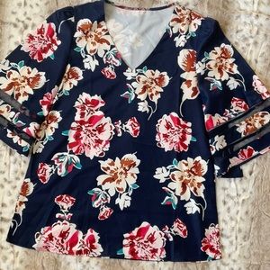 Printed Flare Sleeve Top